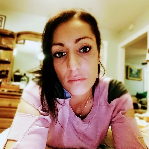 Meet your Posher, Jessica - Picture 6 of 6